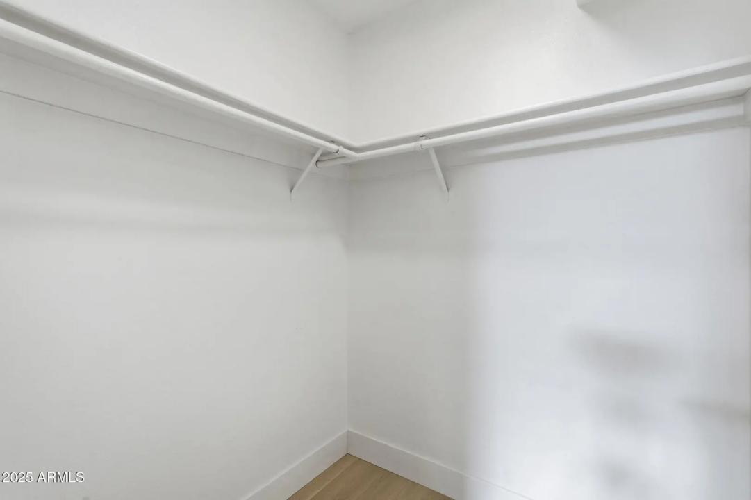 Real Estate Picture 23