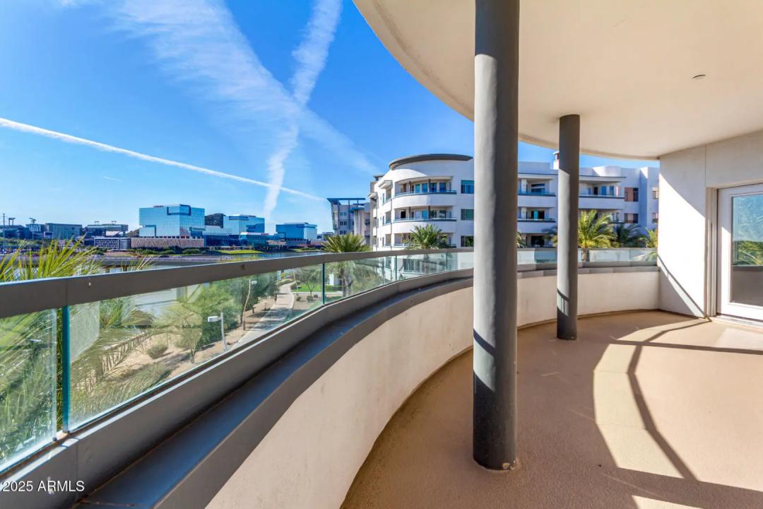 Real Estate Picture 1