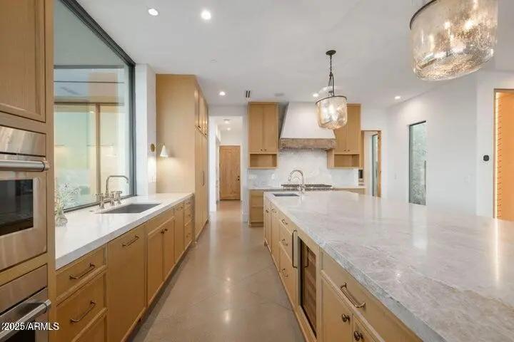 Real Estate Picture 8