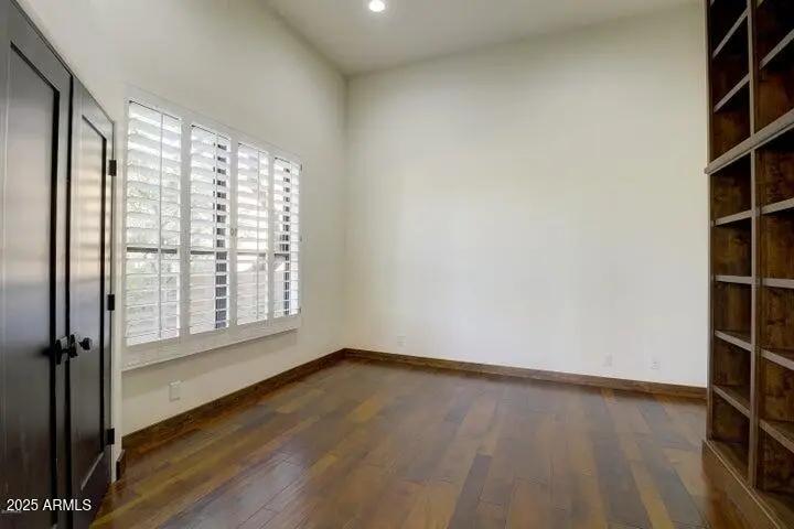 Real Estate Picture 16