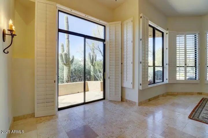 Real Estate Picture 7