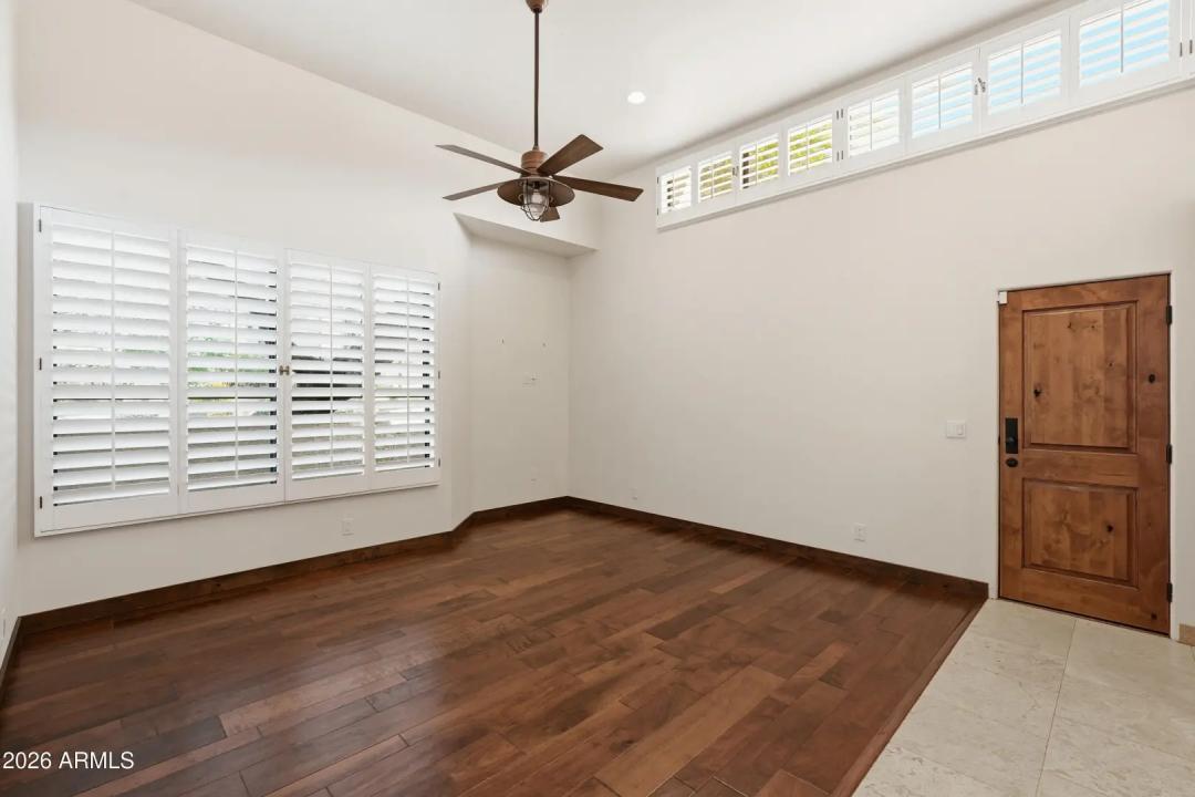 Real Estate Picture 21