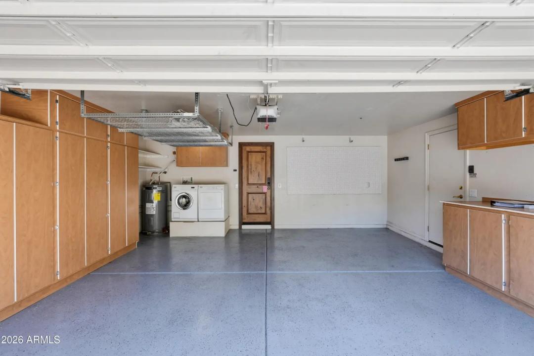 Real Estate Picture 33