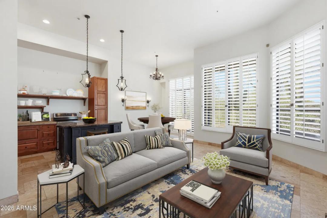 Real Estate Picture 14