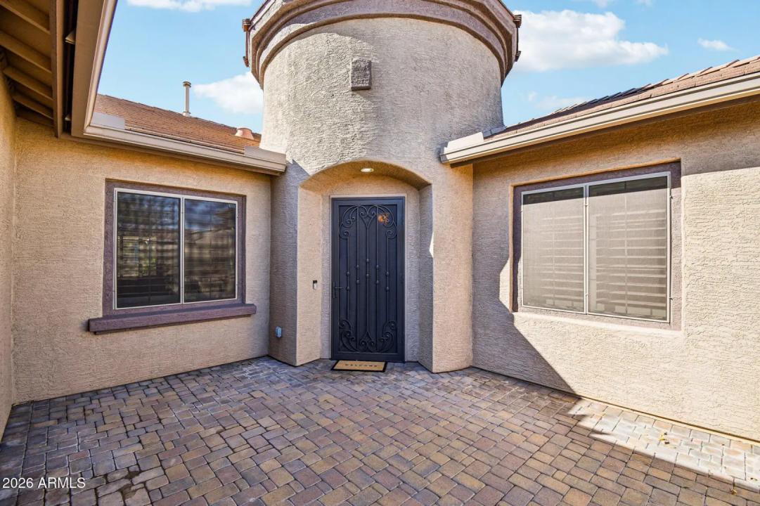 Real Estate Picture 13