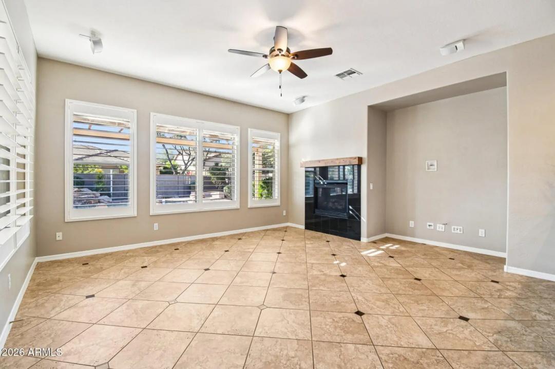 Real Estate Picture 20