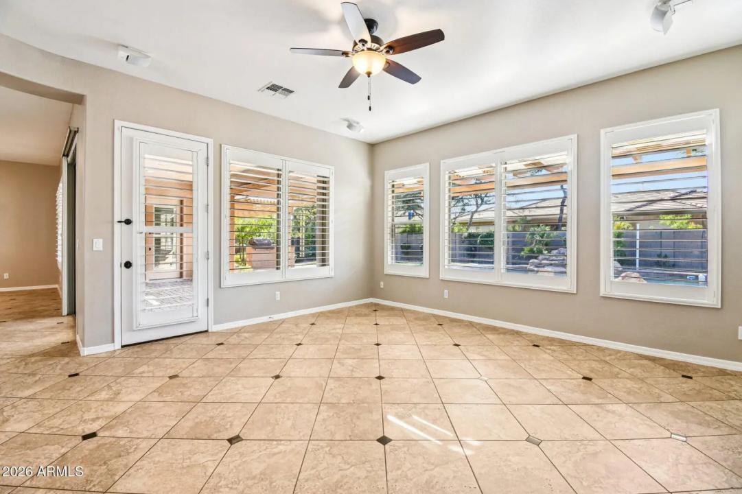 Real Estate Picture 21