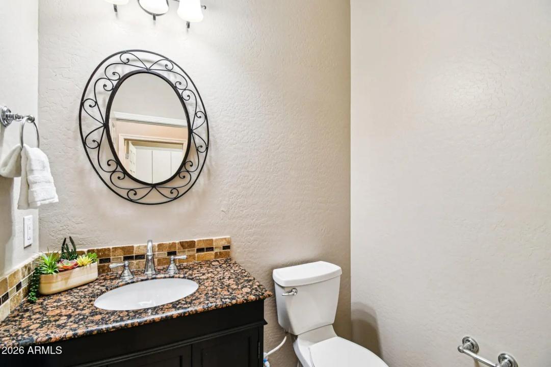 Real Estate Picture 35