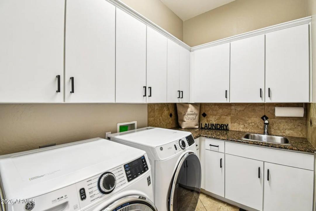 Real Estate Picture 37