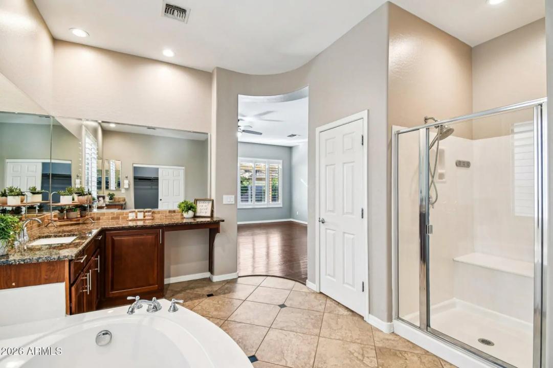 Real Estate Picture 41