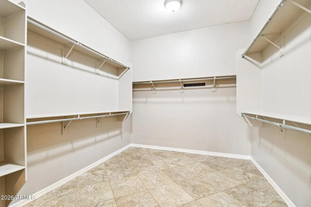 Real Estate Picture 42