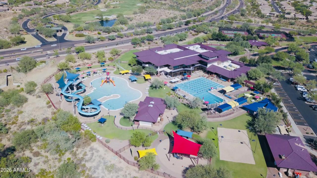 Real Estate Picture 48