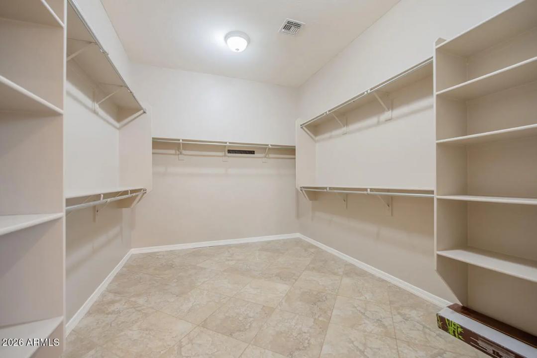 Real Estate Picture 19