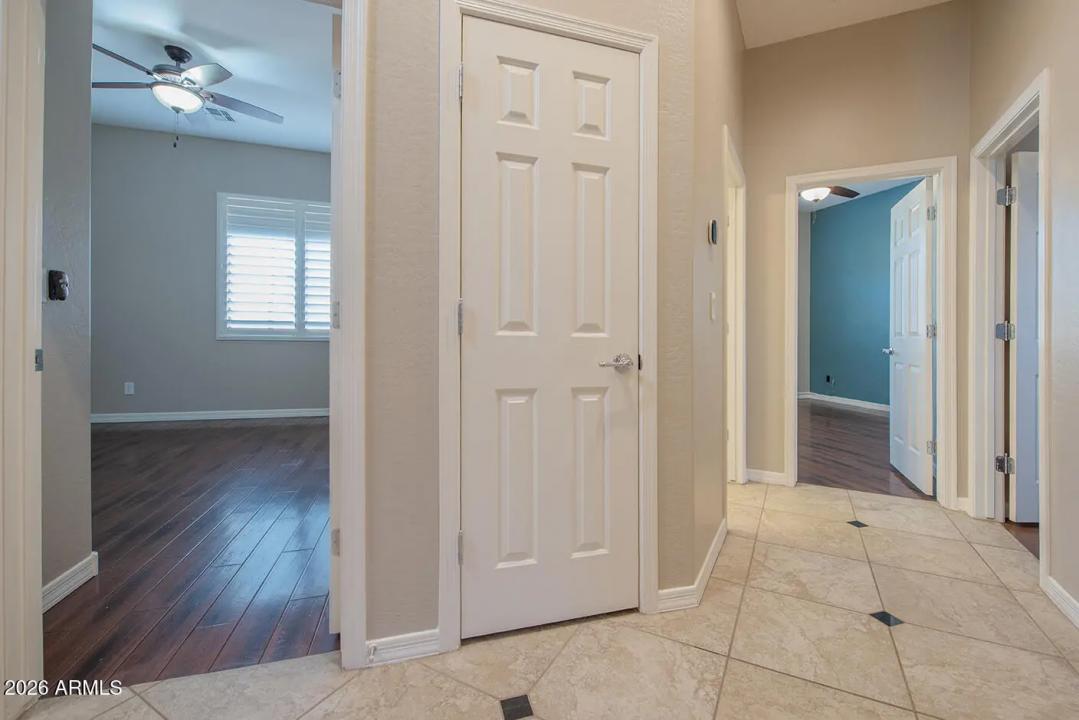 Real Estate Picture 34