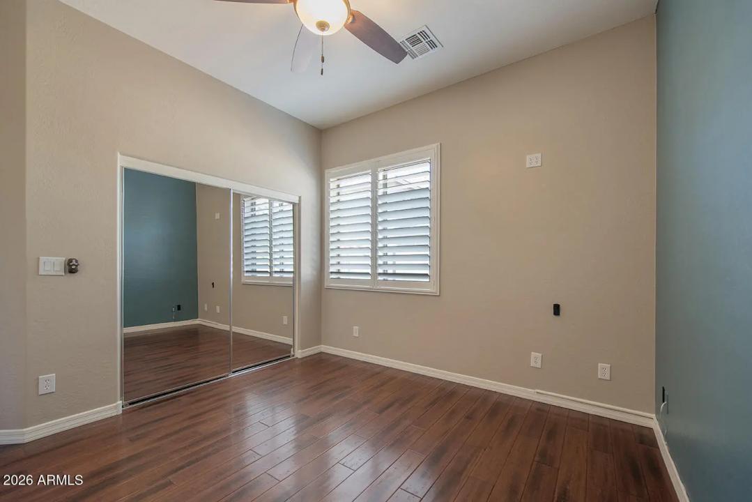 Real Estate Picture 36