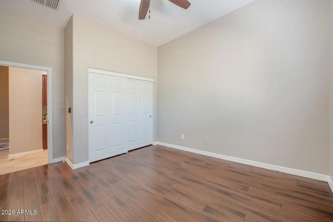 Real Estate Picture 37