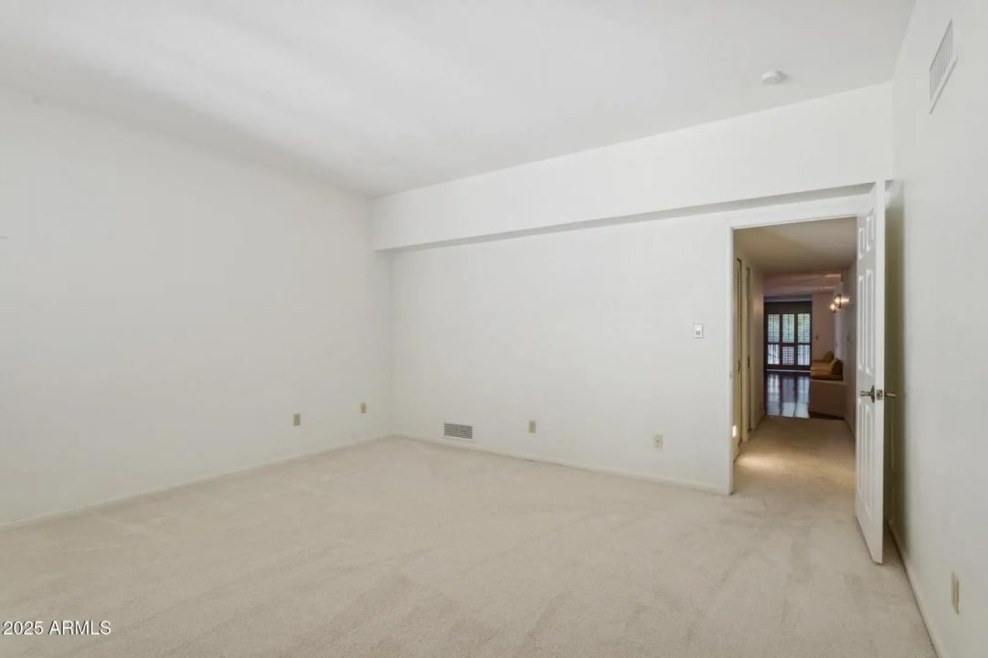 Real Estate Picture 29