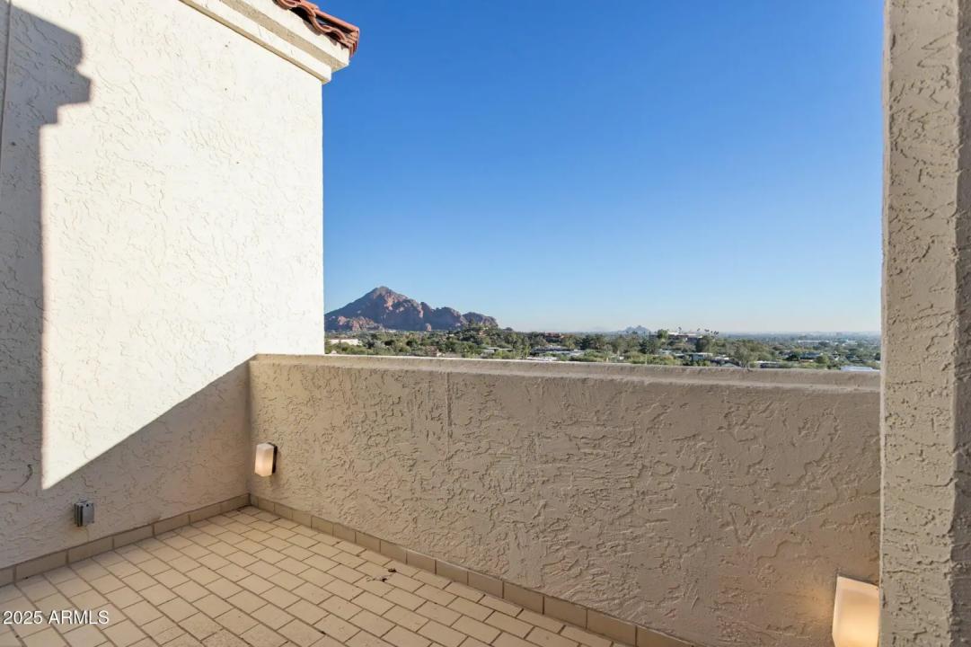 Real Estate Picture 38