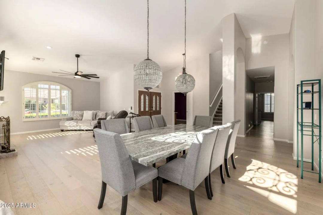 Real Estate Picture 13