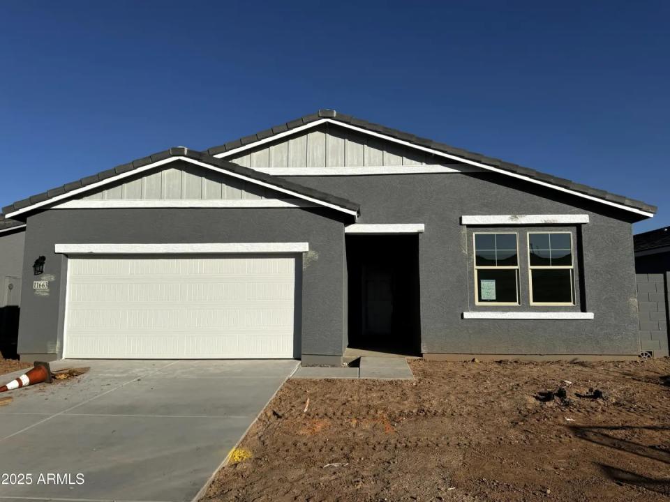 Real Estate Picture 2