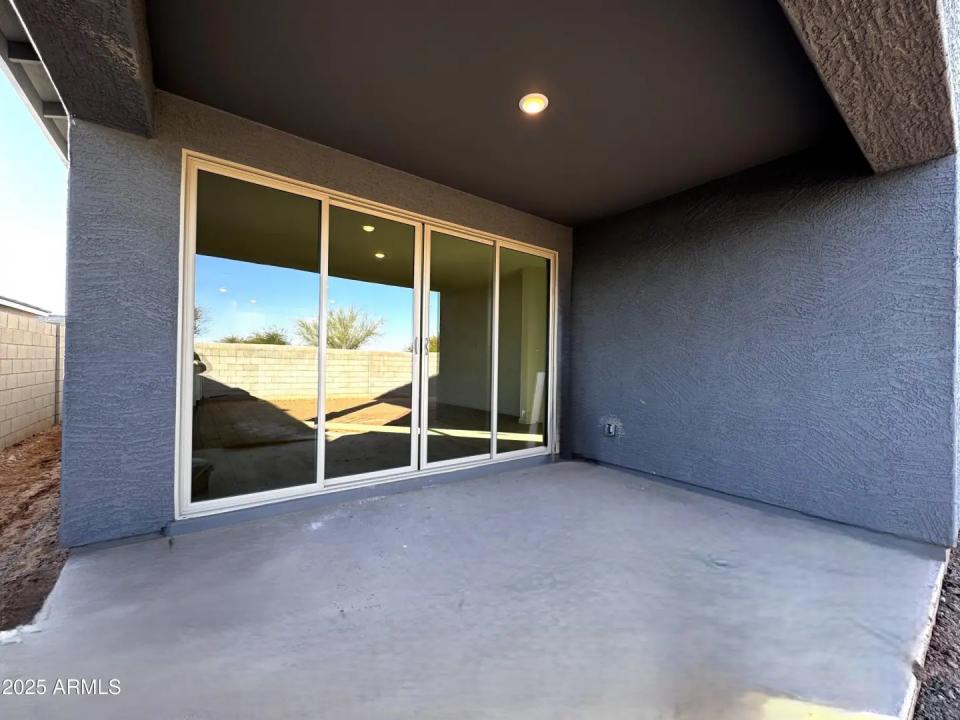 Real Estate Picture 27