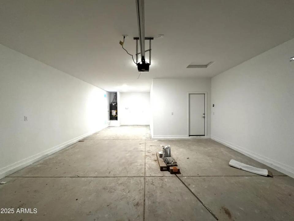 Real Estate Picture 30