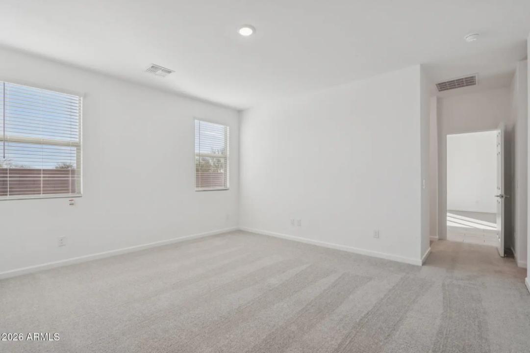 Real Estate Picture 25