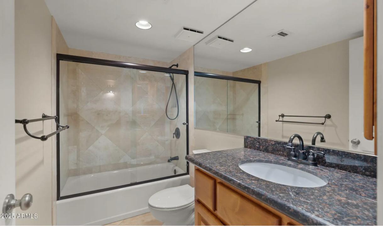 Real Estate Picture 28