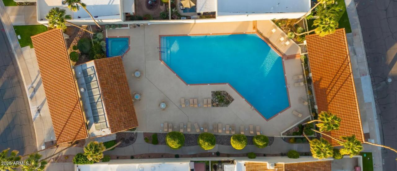 Real Estate Picture 36