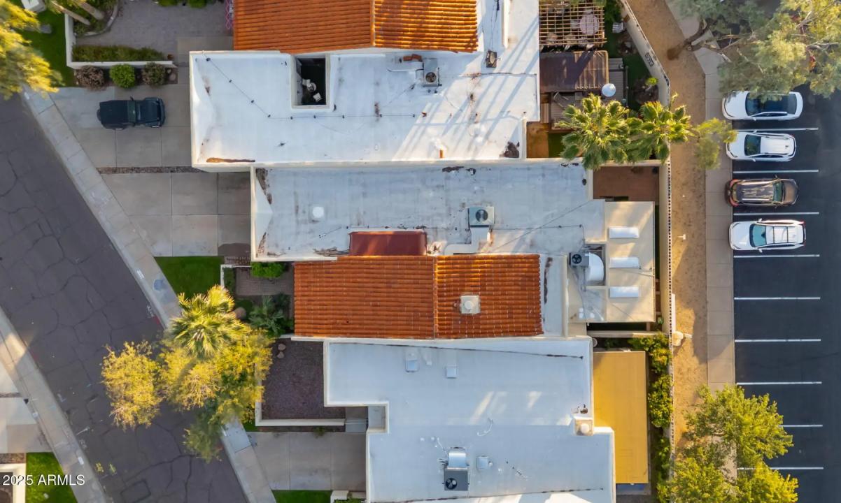 Real Estate Picture 38