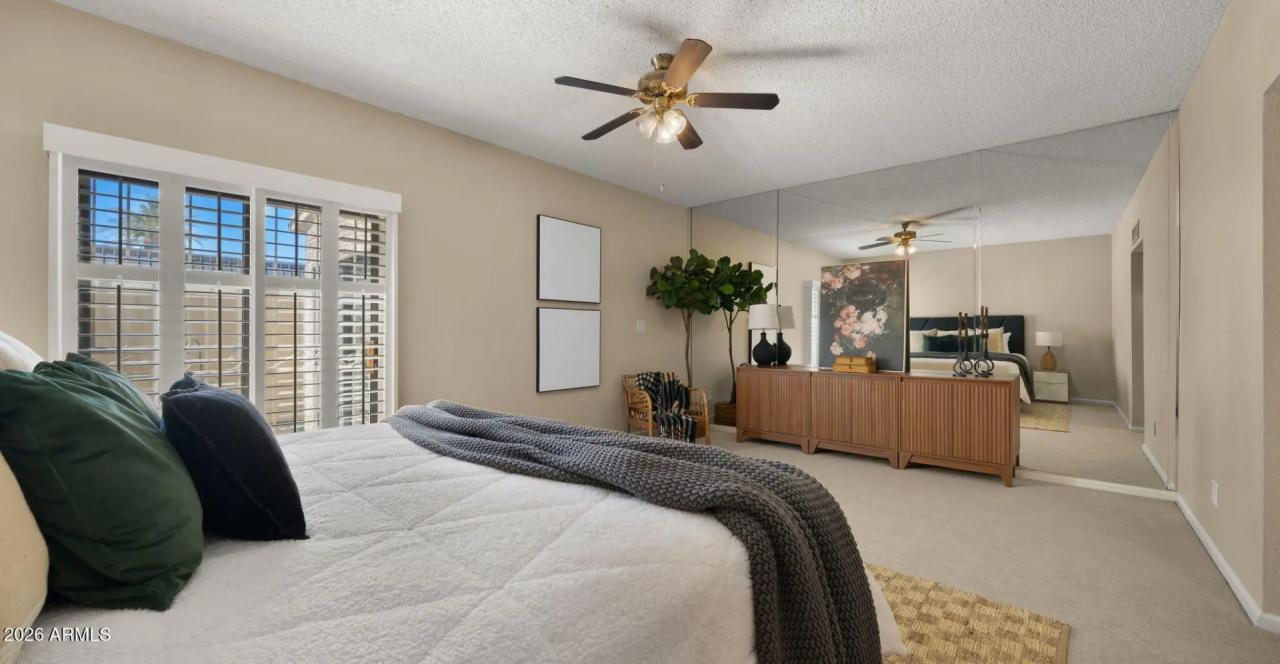 Real Estate Picture 16