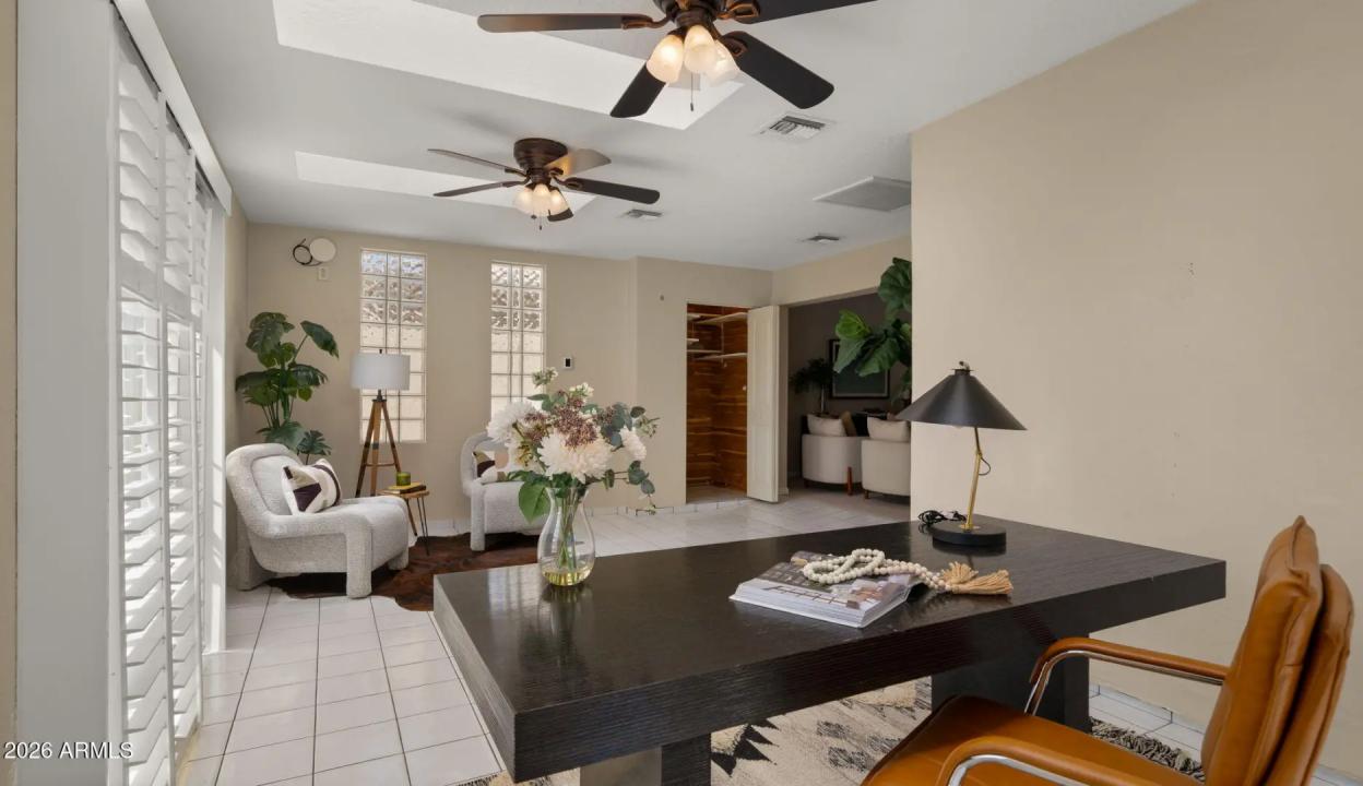 Real Estate Picture 23