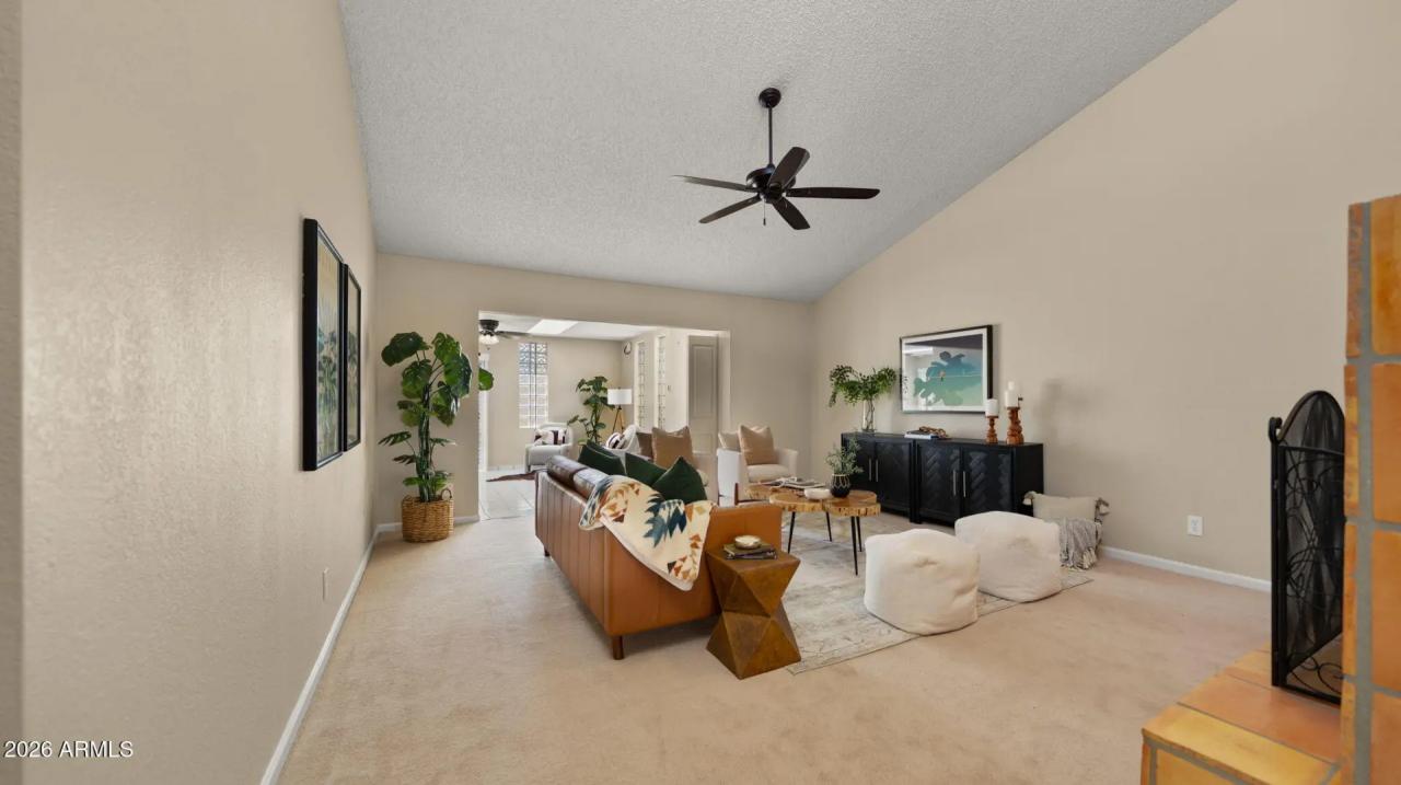 Real Estate Picture 7