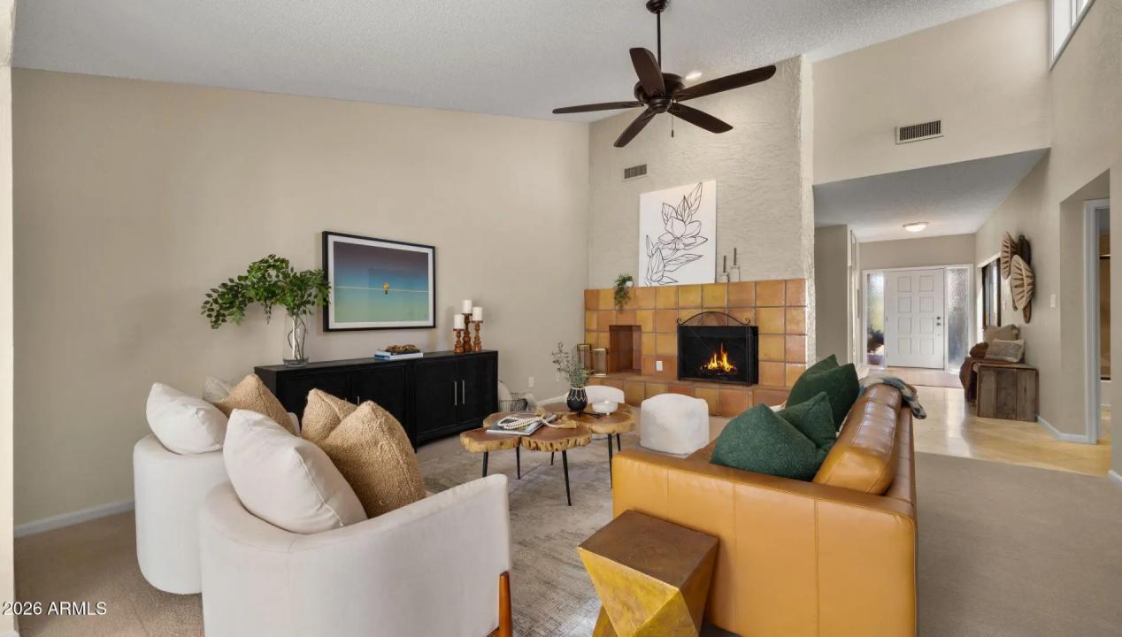 Real Estate Picture 8