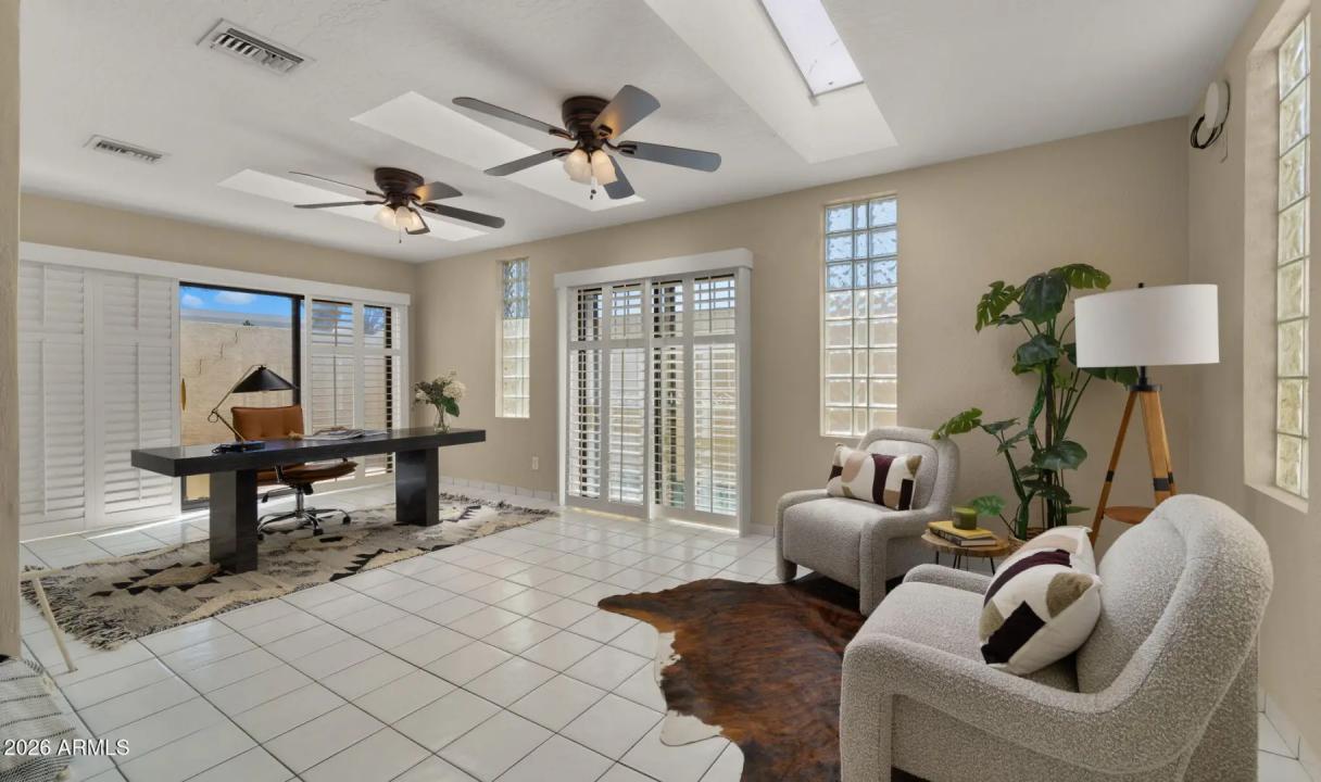 Real Estate Picture 22