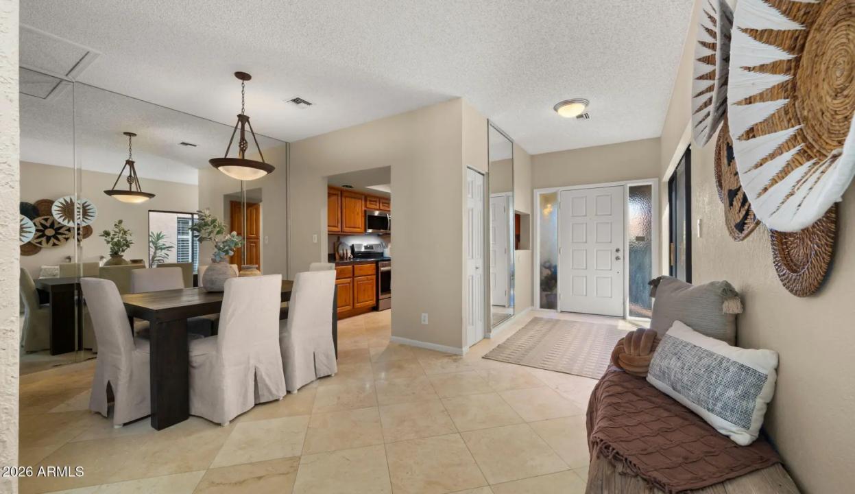 Real Estate Picture 15