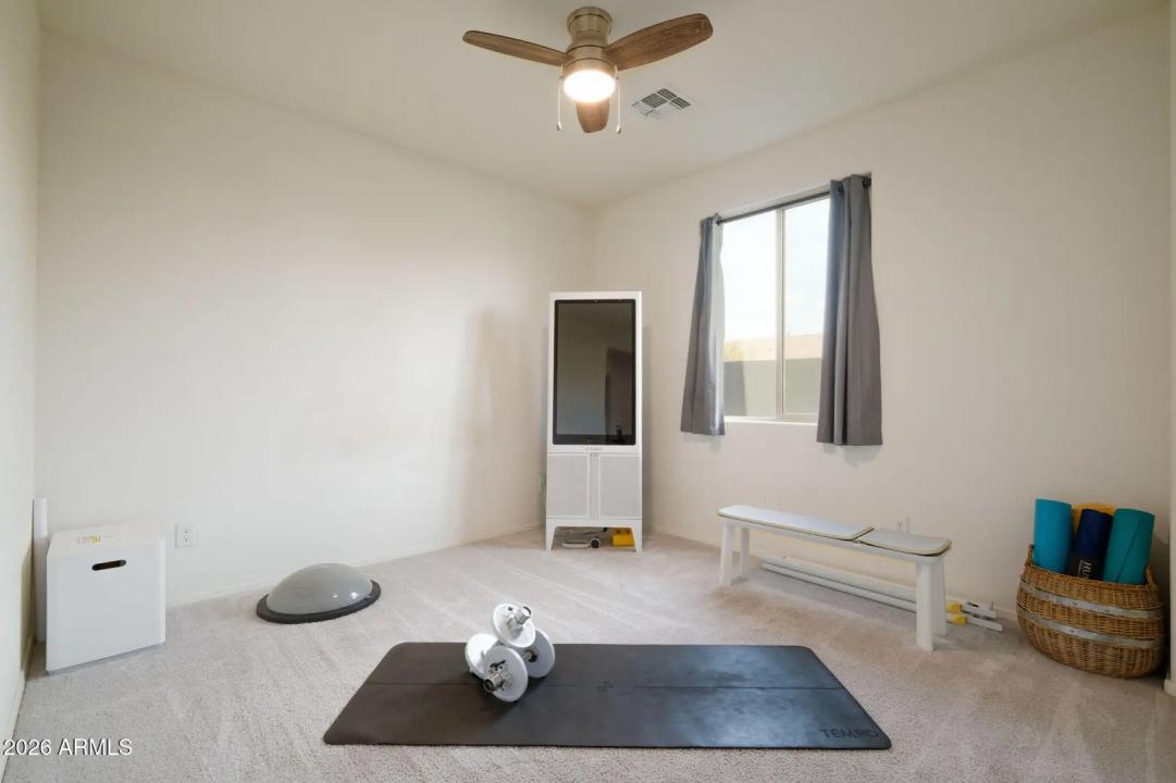 Real Estate Picture 18