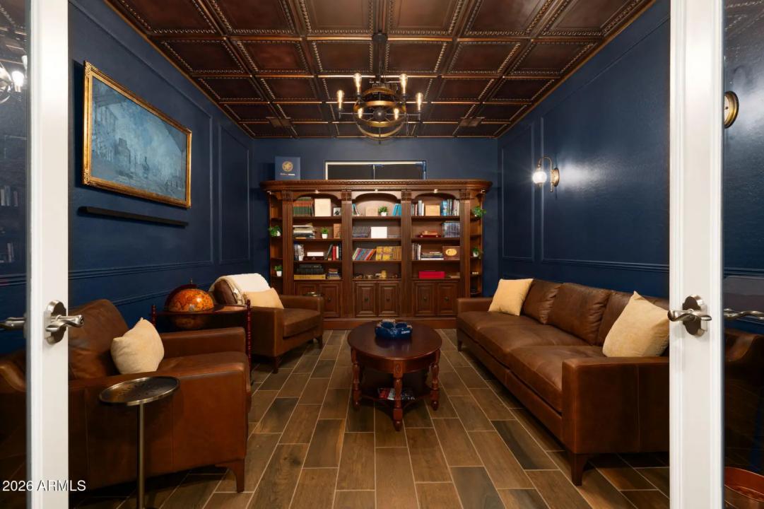 Real Estate Picture 15