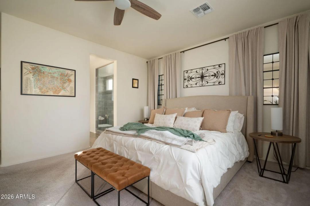 Real Estate Picture 9