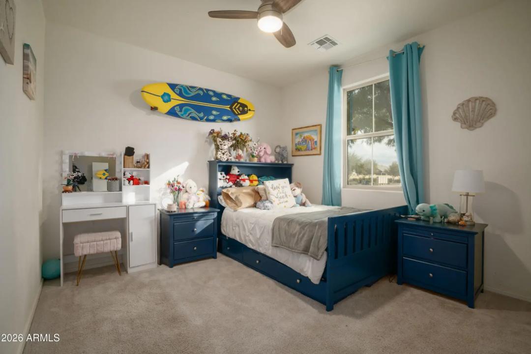 Real Estate Picture 20