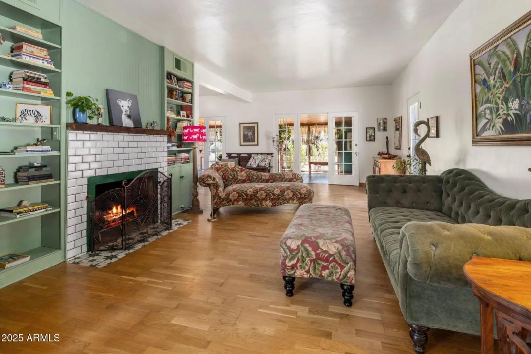 Real Estate Picture 2