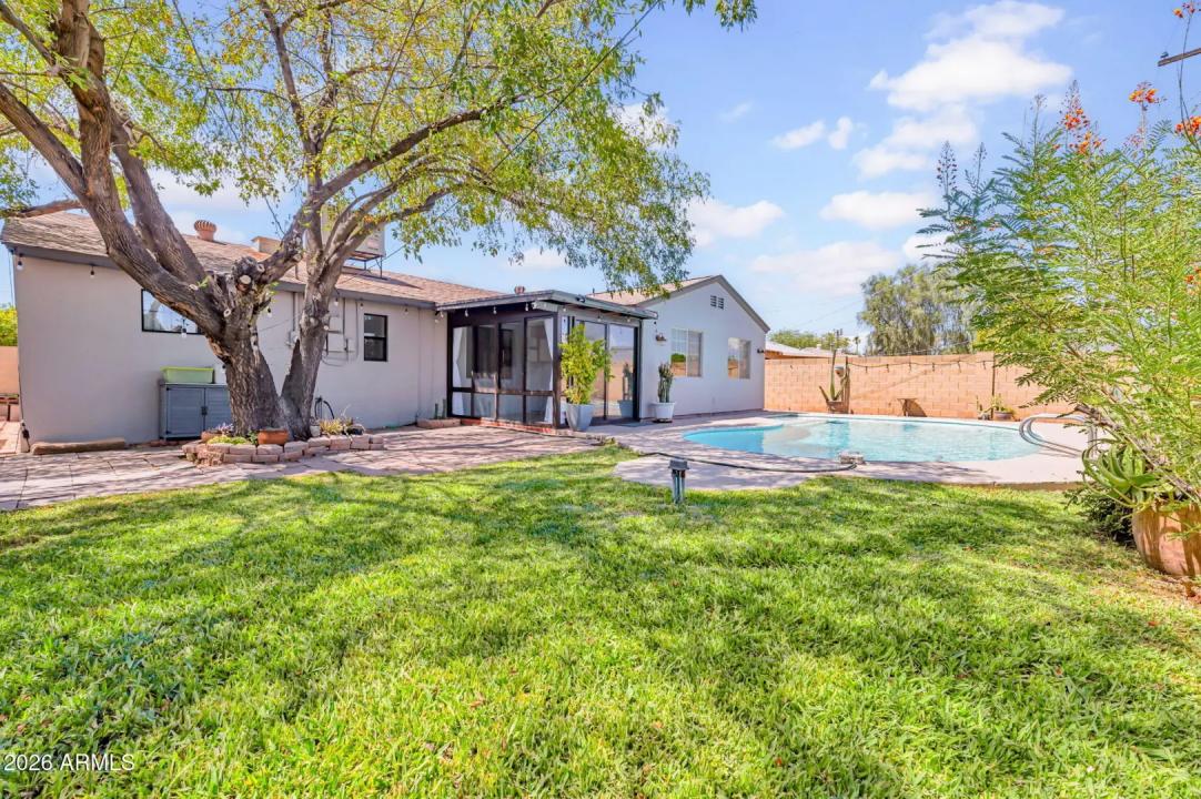 Real Estate Picture 26
