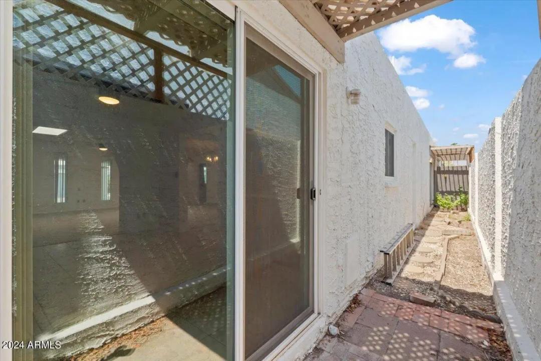 Real Estate Picture 27