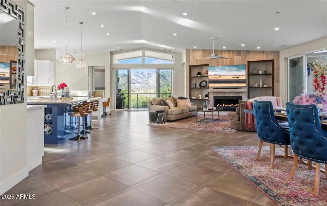 Real Estate Picture 6