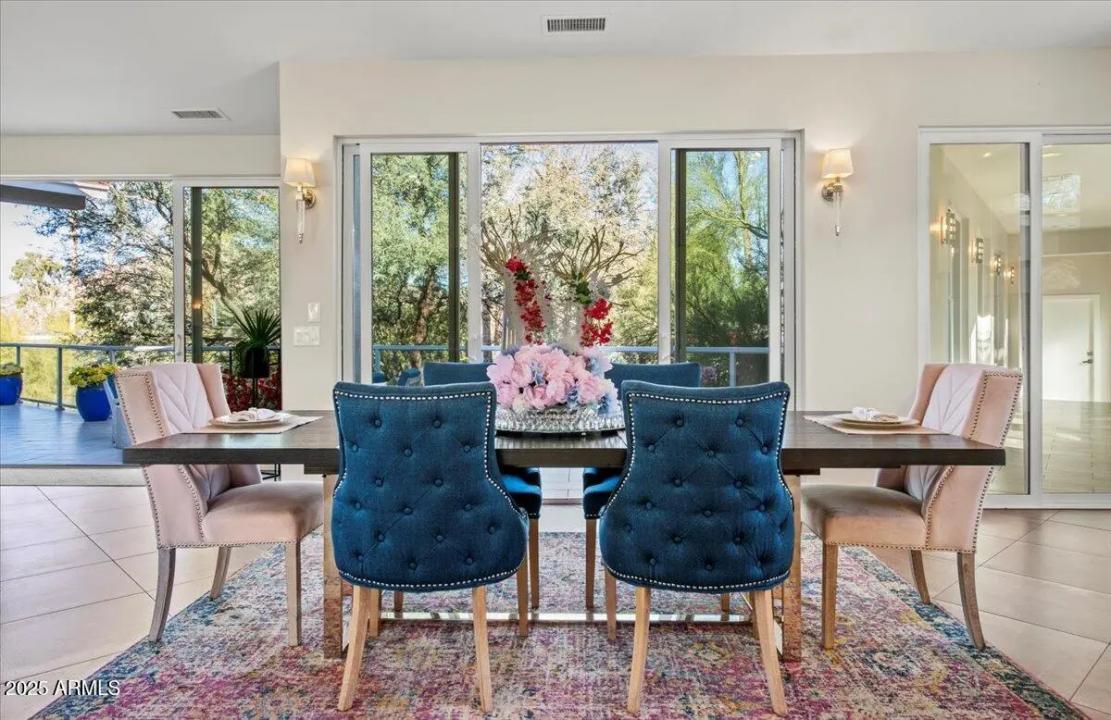 Real Estate Picture 9