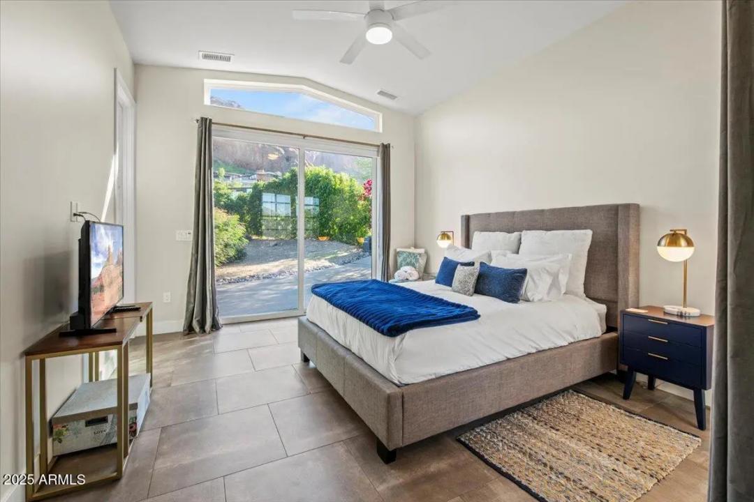 Real Estate Picture 26