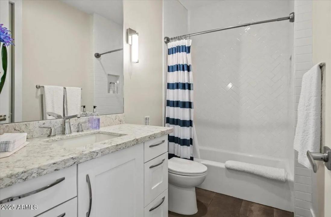 Real Estate Picture 28
