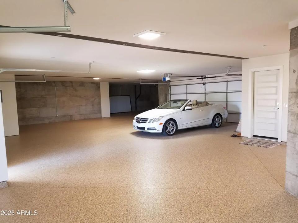 Real Estate Picture 31