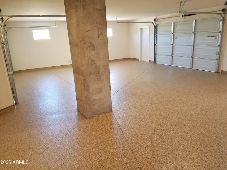 Real Estate Picture 33