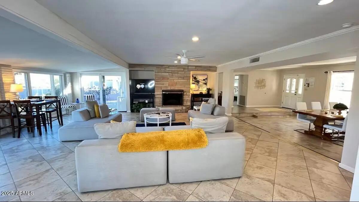 Real Estate Picture 43